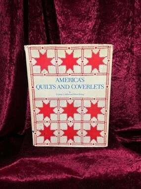 Vintage Hardcover Art Book America's Quilts and Coverlets Safford & Bishop 1974